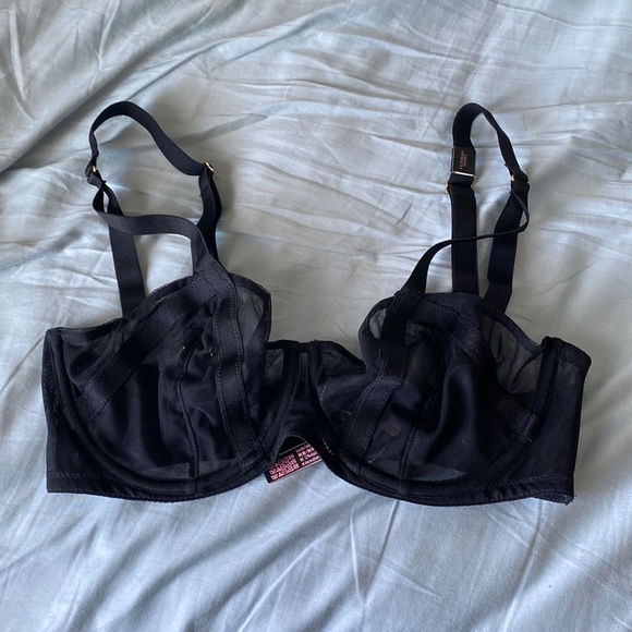 Victoria's Secret Other - Victoria’s Secret Very Sexy Unlined Bra
